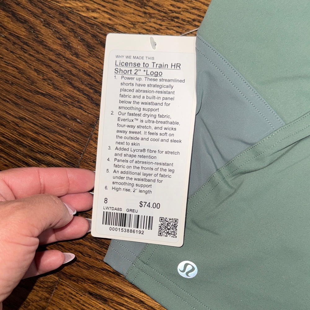 NWT lululemon license to Tain HR short 2” Logo size 8 - Picture 6 of 9